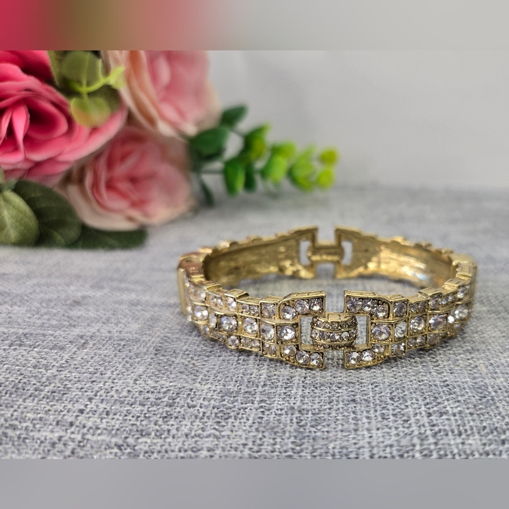 Vintage Heidi‎ Daus "Sparkling Sensation" Beaded Bangle Gold Tone 7in